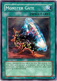 Monster Gate - DR2-EN151 - Common - Unlimited